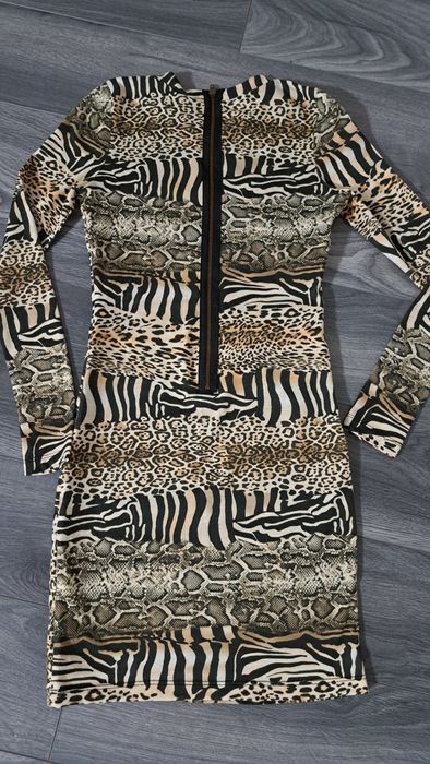 Rochie mânecă lungă XS