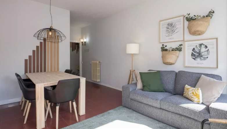 Дава се под наем Тристаен апартамент в Пловдив, Център - 75 кв.м за 239.7 € - Снимка #6