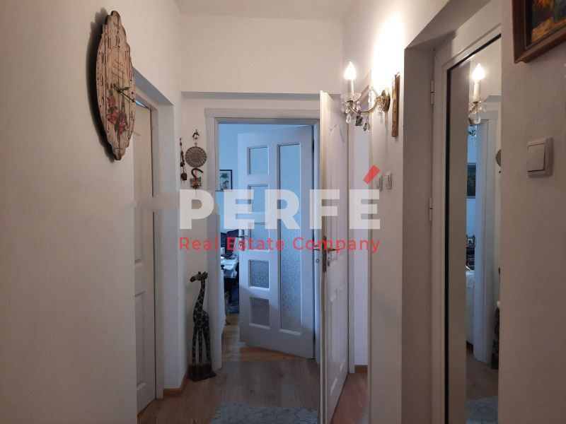 Продава се Тристаен апартамент в Банкя - 75 кв.м за 2211 €/кв.м - Снимка #5
