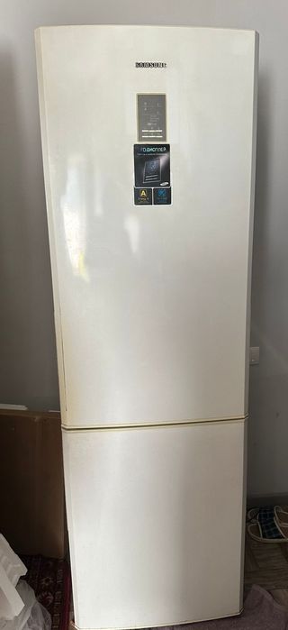 Продам холодильник Samsung