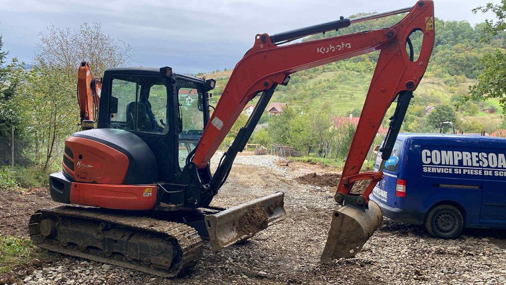Excavator pe şenile Kubota KX165-5 tone
