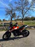 Ktm duke 125 2017
Cat A1
Abs fata spate 
Încălzire manșoane 
Km 38000