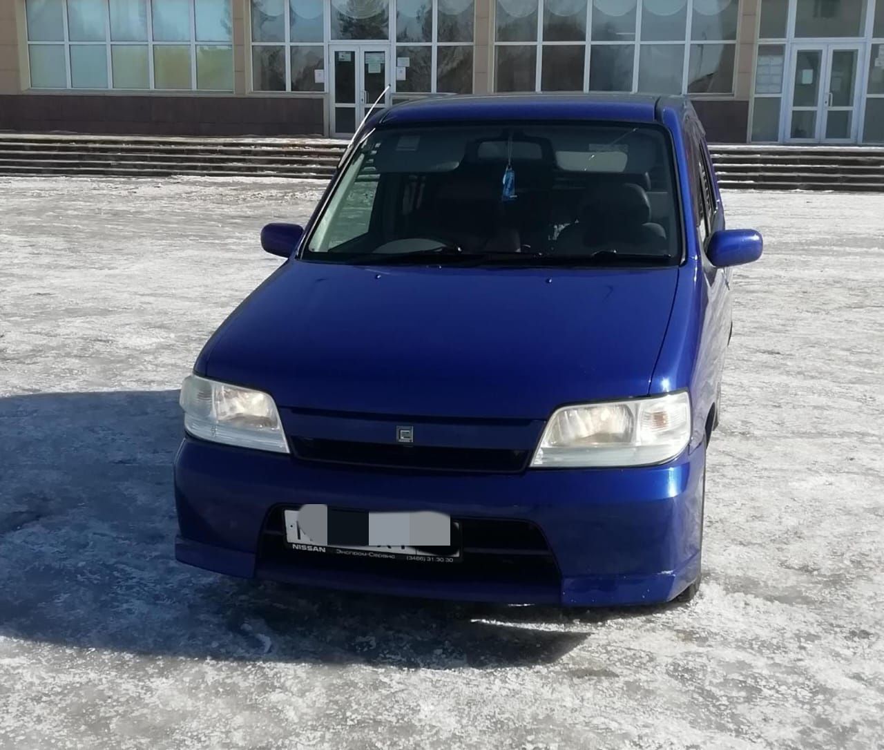 Nissan cube продаю