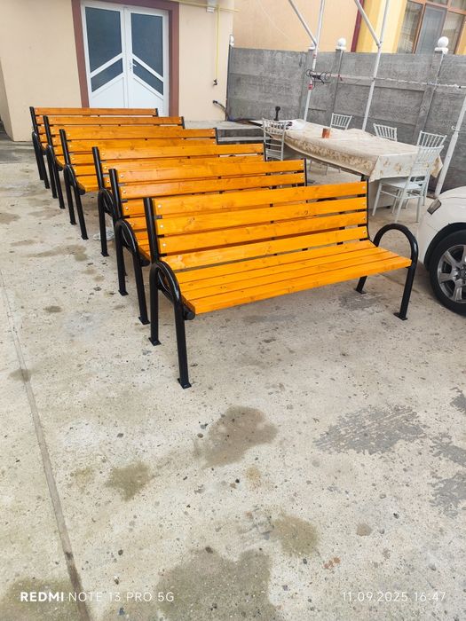 Băncuțe parc gradina