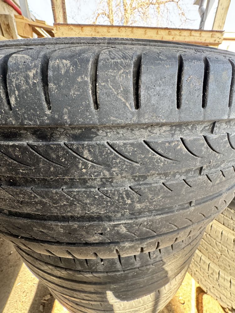 Продам летние шины Pirelli Powergy 235/50/R19