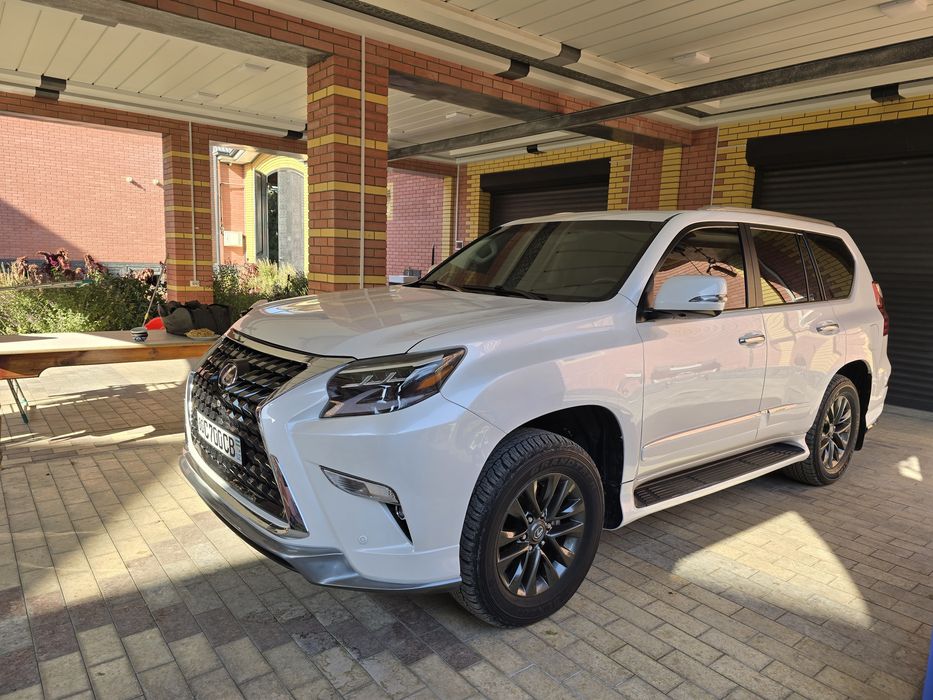 Lexus GX460 Benzin