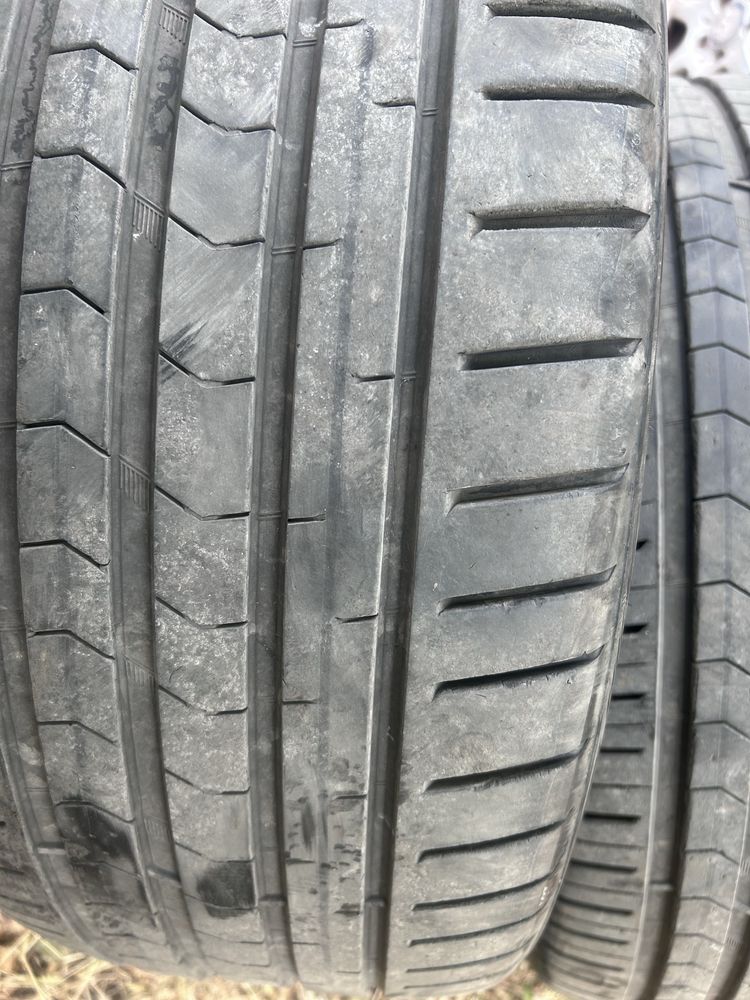 Летни гуми Vredestein  224/40/18