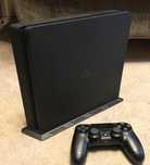 PlayStation 4 slim 1tb