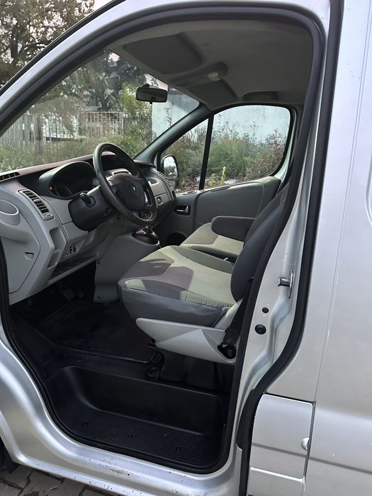 Renault Trafic, Cutie Automata