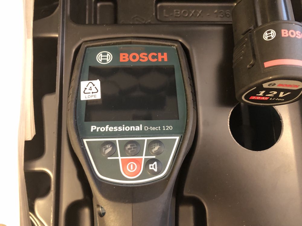 Detector Bosch D-tect 120 scanner de perete 120 mm Nou