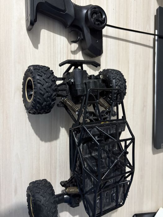 Машинка на пуль управлении