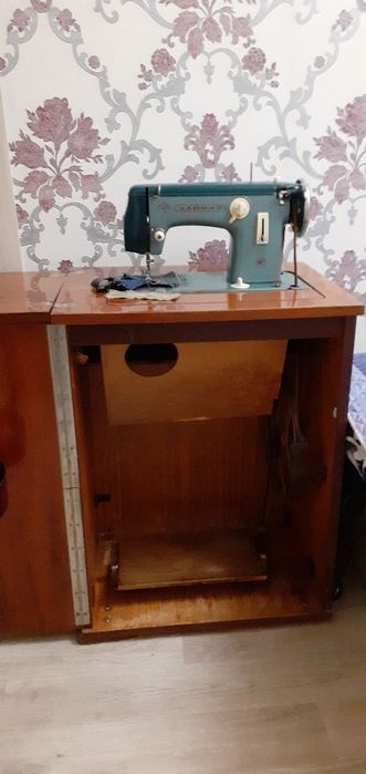 Продаётся швейная машинка Чайка-2