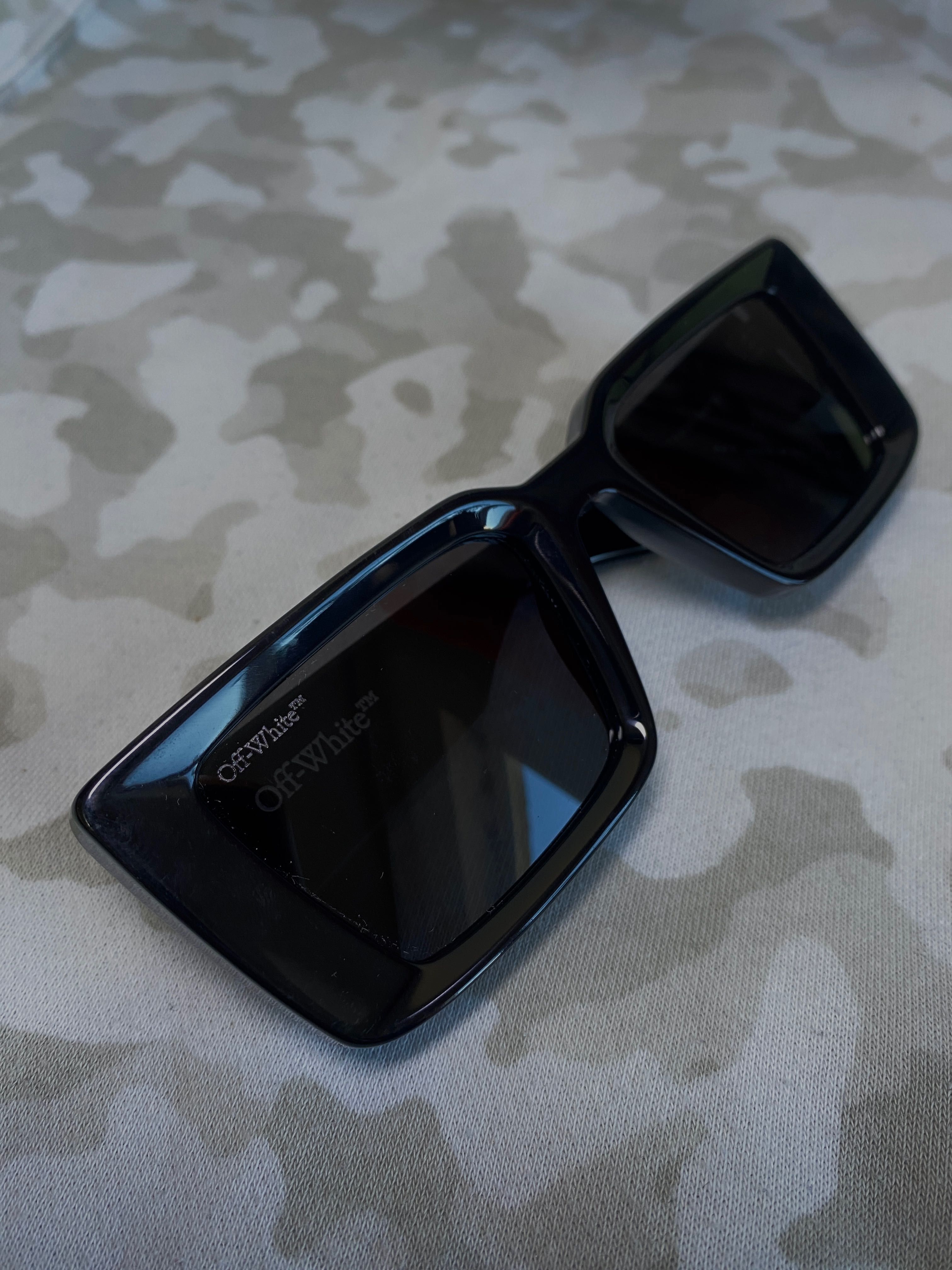 Off-White Sunglasses