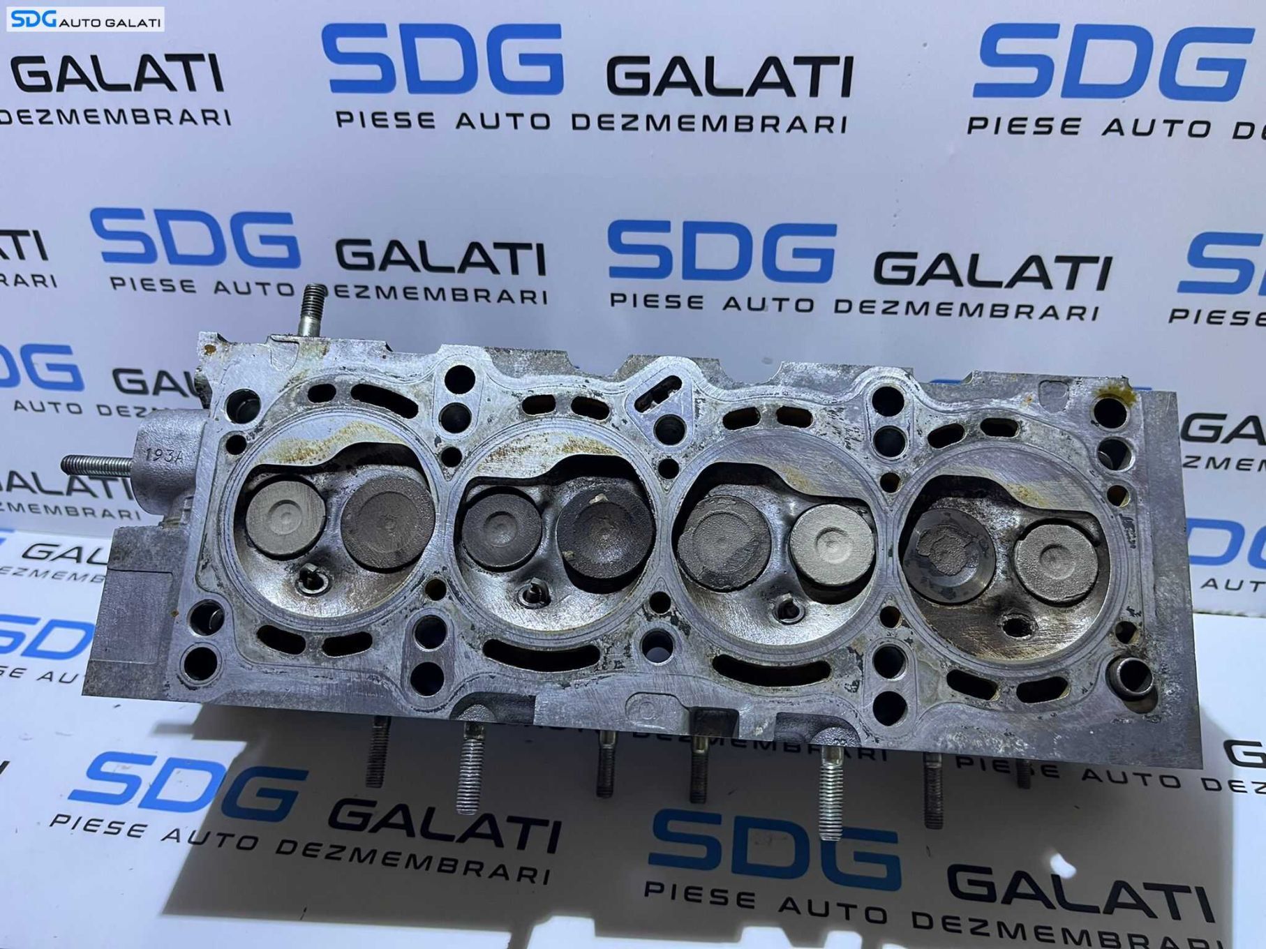Chiulasa Chiuloasa Ambielata cu Ax Came Fiat Albea 1.4 16V 1996 – 2009 Cod 55195018
