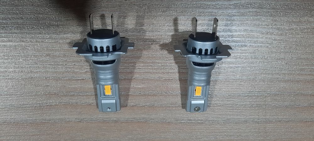 Продам Новые led лампы H7
