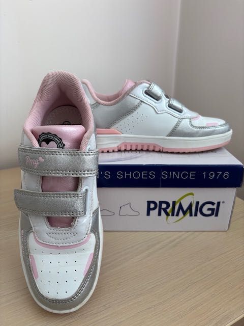 Сникърси Primigi, номер 33