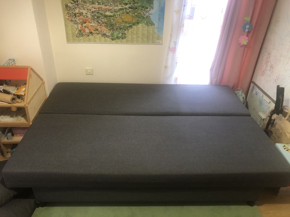 Разтегателен диван от икеа [като нов]