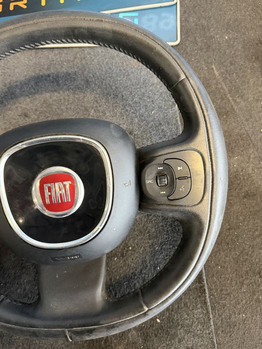 Волан мулти и  Airbag за Fiat 500L по отделно
