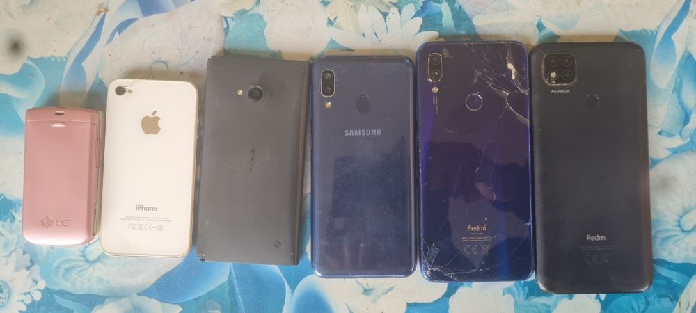 6 telefoane pt piese