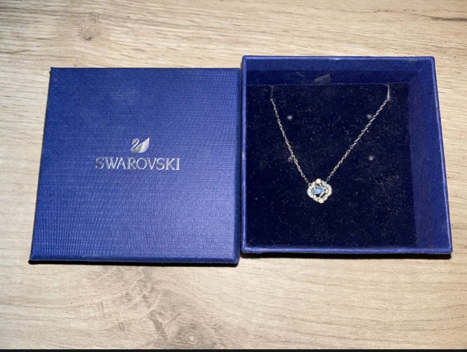 lantisor swarovski placat cu rodiu