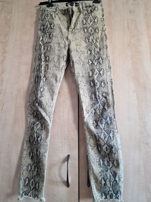 Blugi jeans Zara elestici marime 36