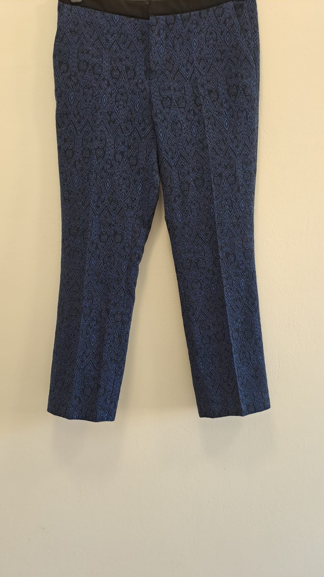Pantaloni Zara pentru damă