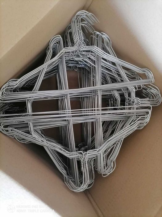 вешалки-плечики проволочные для химчисток собственного производства