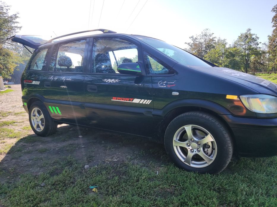 Opel Zafira A 2.0 DTi