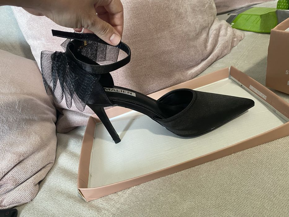 Pantofi negrii nr 36