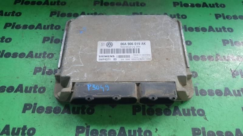 Calculator ecu Volkswagen Golf 4 1997-2005 06a906019ak