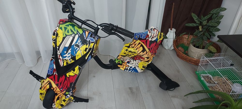 Електрическа  дрифт  триколка