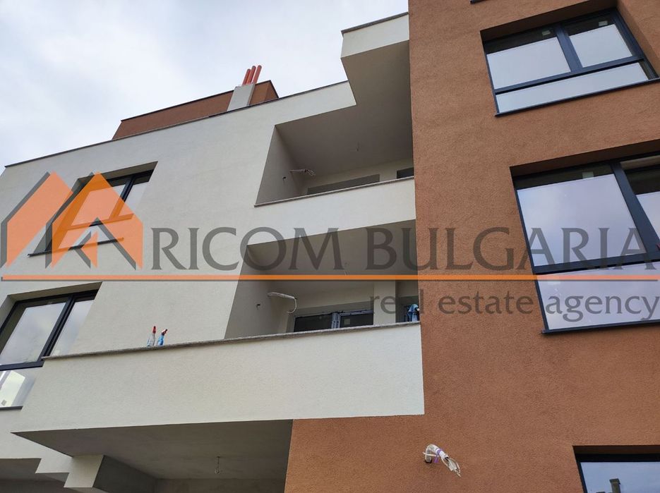 Продава се Двустаен апартамент в Варна, Виница - 72 кв.м за 1362 €/кв.м - Снимка #4