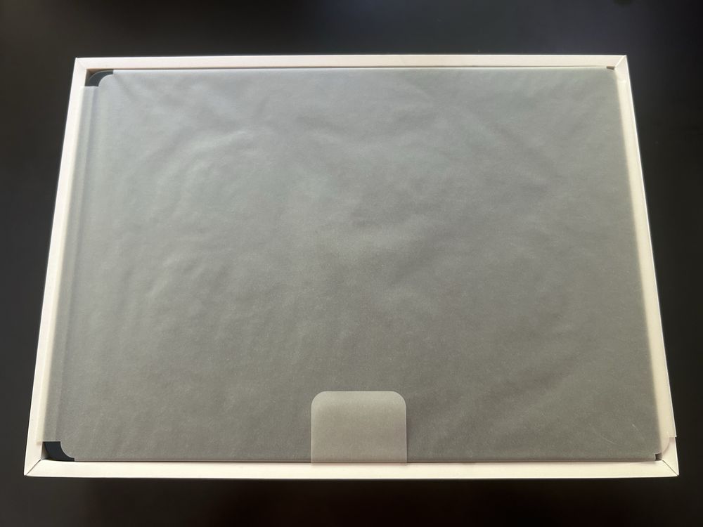 Продавам Apple MacBook Air(13‘, M3, 2024)- 512/16GB-НОВ