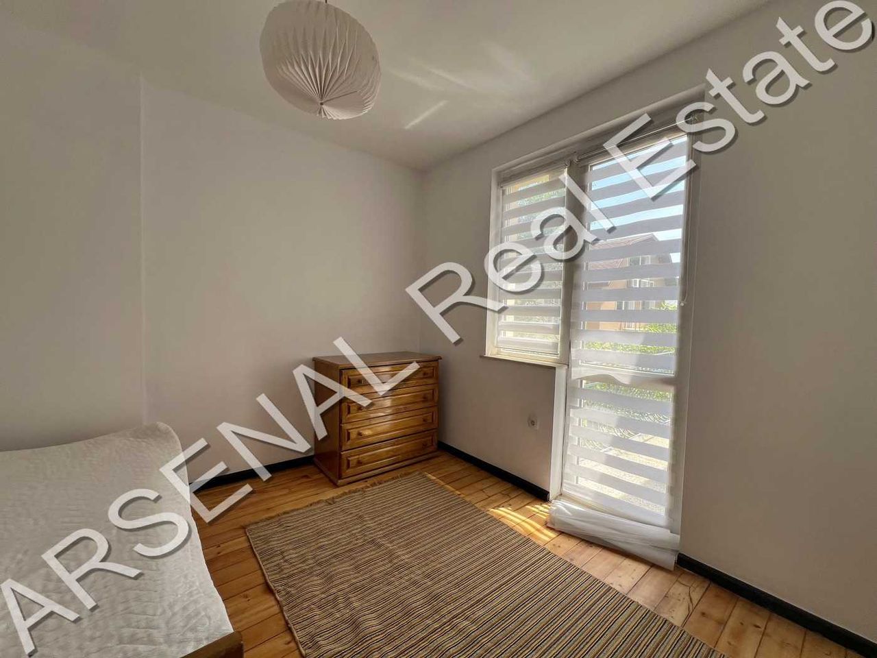 Дава се под наем Етаж от къща в София, Център - 120 кв.м за 1050 € - Снимка #4