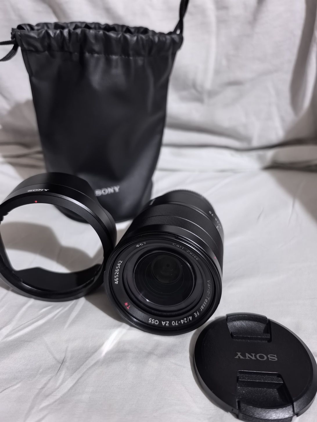 Обектив Sony FE 24-70mm f/4 Carl Zeiss OSS – Като нов, с калъфче