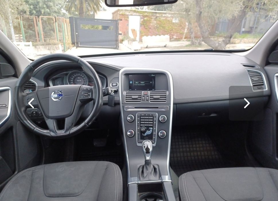 Vând VOLVO XC 60 DIESEL din 11.2015