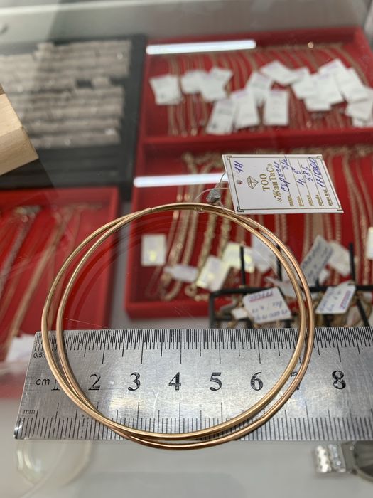 Золото серьги ЖанТаС ломбард г.Астана