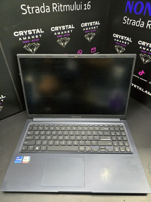 Asus Vivobook / i7-1255U / 16 GB RAM / 480 SSD / Intel(R) Iris(R) Xe