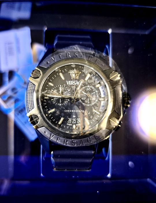 Часовник Версаче  Versace