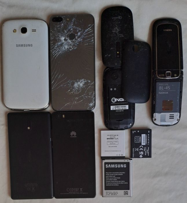 Telefoane defecte