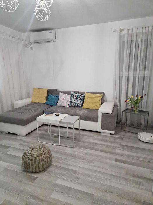 Proprietar,inchiriez apartament- bloc nou,mobilat MODERN.Comision 0%.