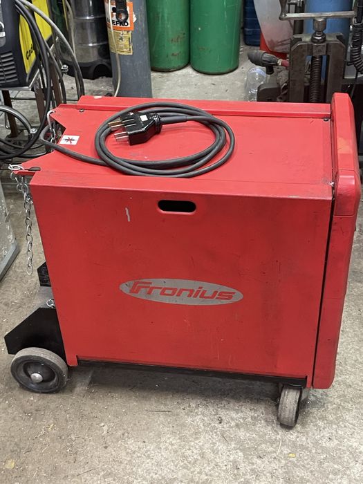 Телоподаващо fronius