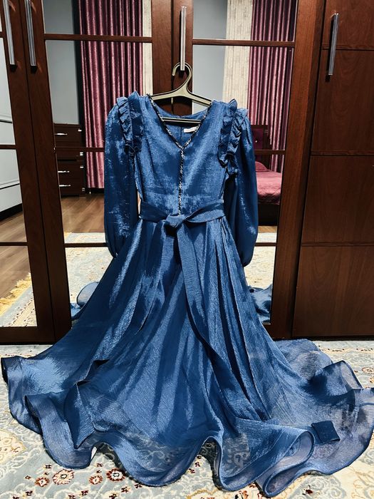 Платья новые новые