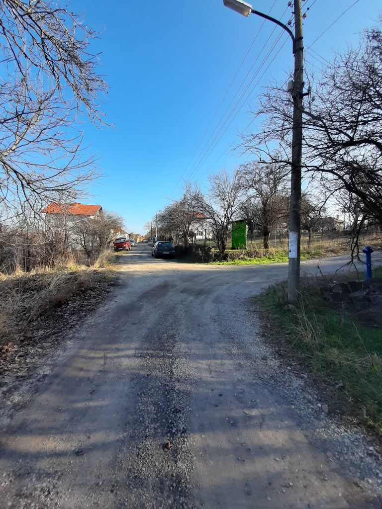 Продава се Парцел в с. Петърч, Област София-област - 1533 кв.м за 35 €/кв.м - Снимка #1