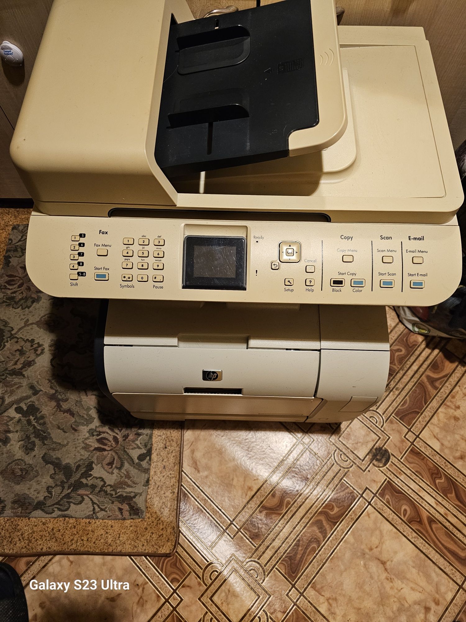 HP Color LaserJet CM2320nf MFP