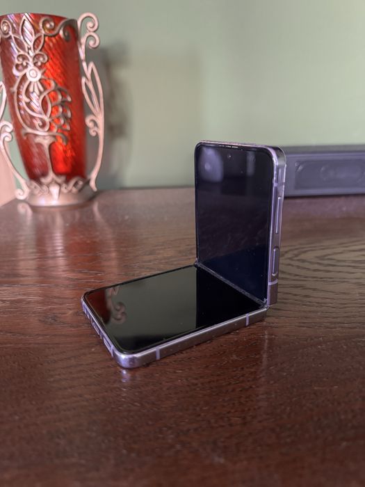 Samsung Flip 4 128GB
