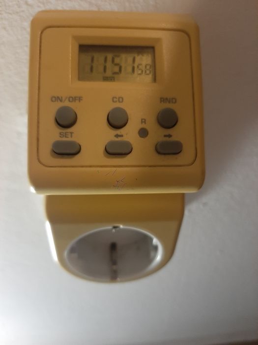 Priza programabila 200 V