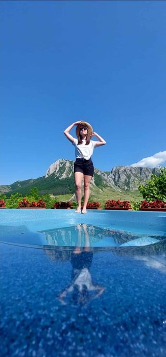 Inchiriem Cabana de Craciun  Rimetea jud. ALBA Rezervat De Revelion