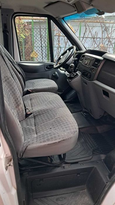 Vand microbuz 8+1 Ford Transit/Turneo 2200 cmc  diesel