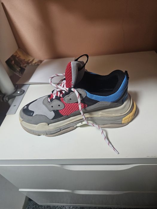 Vând adidași balenciaga nr.41